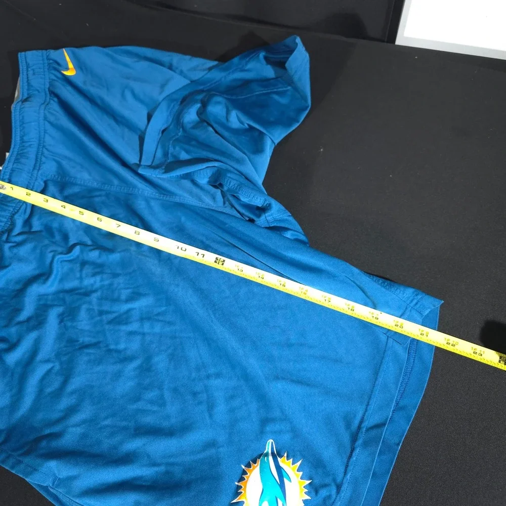 Nike Miami Dolphins NFL Shorts Mens XL Blue Team Issued Brandon Shore Athletic